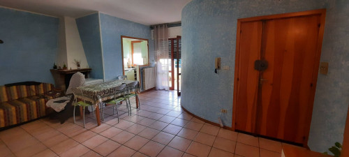 APPARTAMENTO CON GARAGE