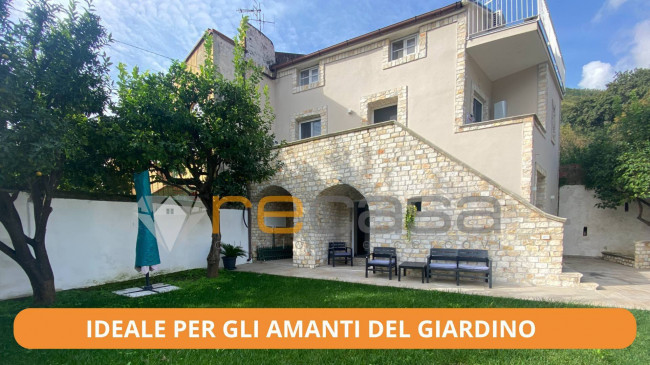 Casa semi-indipendente in vendita a Giffoni Sei Casali (SA)