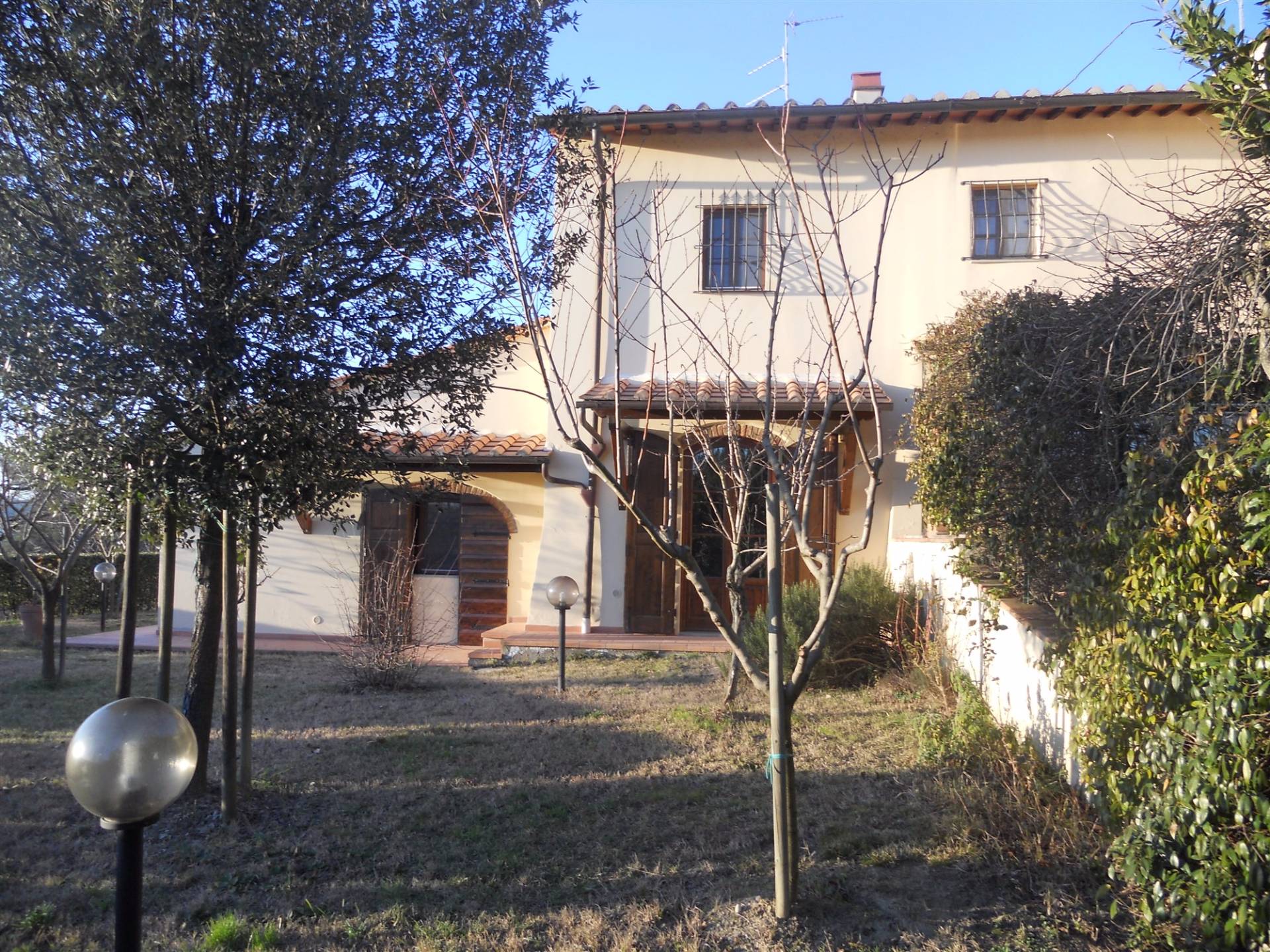 villa in Via Volterrana a Montespertoli