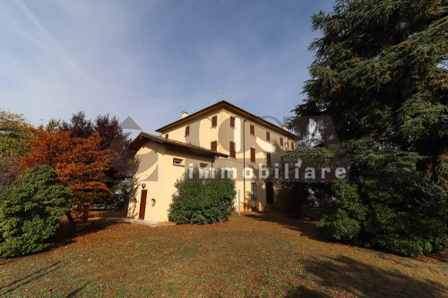 Villa in vendita a Bologna