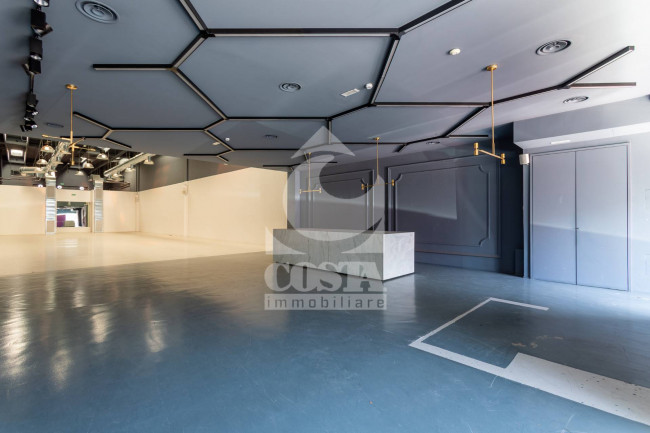 CAPANNONE/LOCALE COMMERCIALE in vendita a Argelato