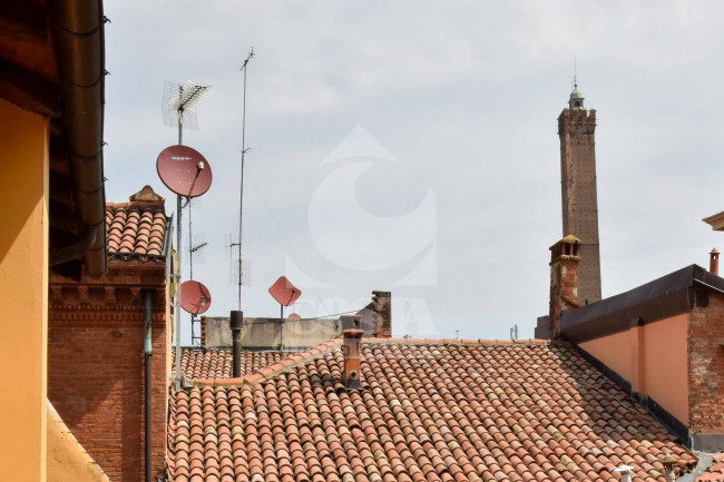 Attico in affitto a Bologna