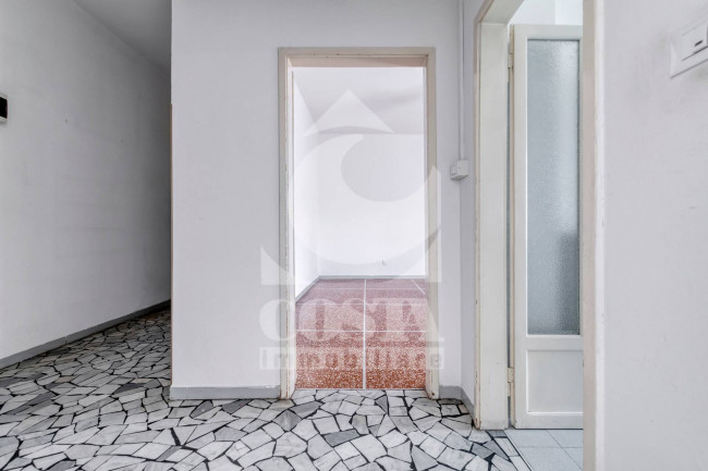 APPARTAMENTO/TRILOCALE in vendita a Bologna