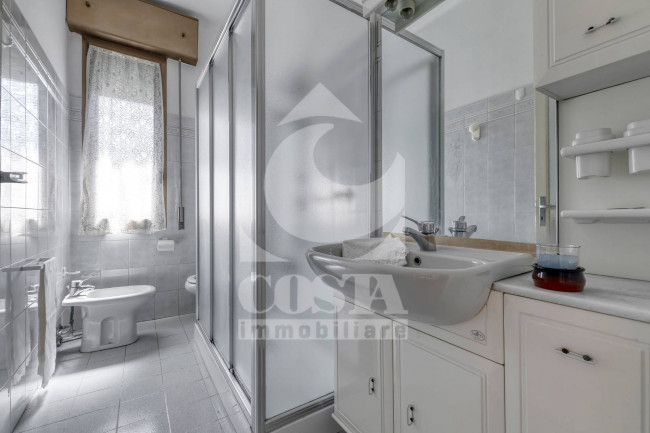 APPARTAMENTO/TRILOCALE in vendita a Bologna