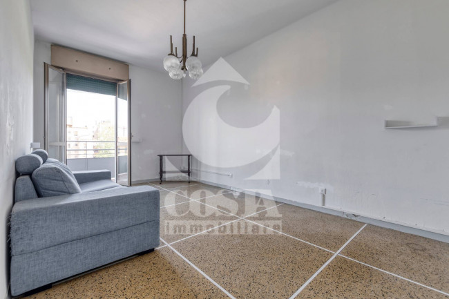 APPARTAMENTO/TRILOCALE in vendita a Bologna