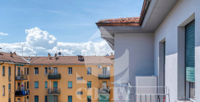APPARTAMENTO/TRILOCALE in vendita a Bologna