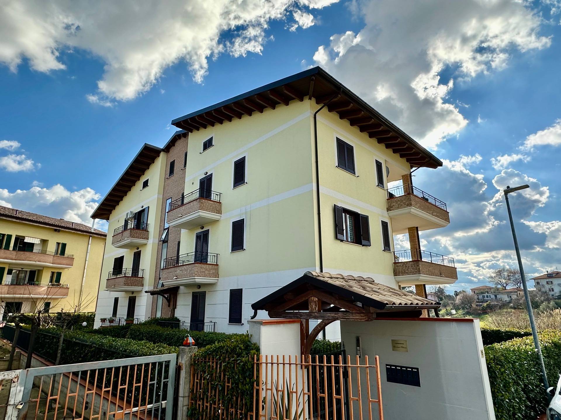 Appartamento in vendita a Mosciano Sant'angelo (TE)