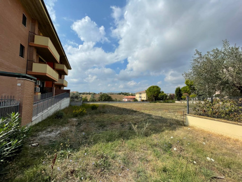 Terreno edificabile in vendita a Mosciano Sant'angelo (TE)