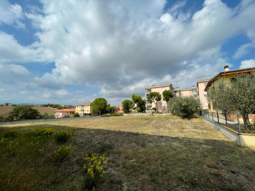 Terreno edificabile in vendita a Mosciano Sant'angelo (TE)