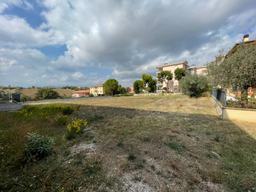 Terreno edificabile in vendita a Mosciano Sant'angelo (TE)