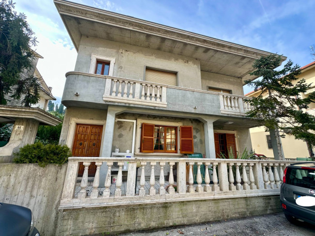 Palazzo in vendita a Giulianova (TE)