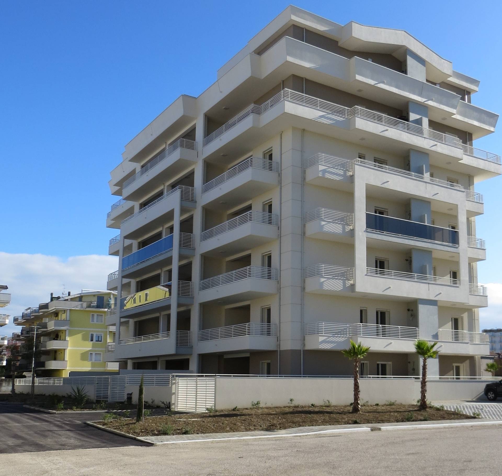 Appartamento ALBA ADRIATICA vendita  Zona Mare  Ricciuti Anna