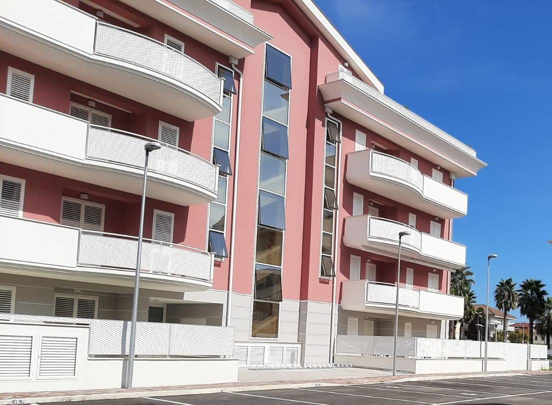 Appartamento TORTORETO vendita  Zona Mare  Ricciuti Anna