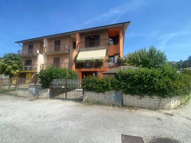 Villetta a schiera in vendita a Collettara, Scoppito (AQ)