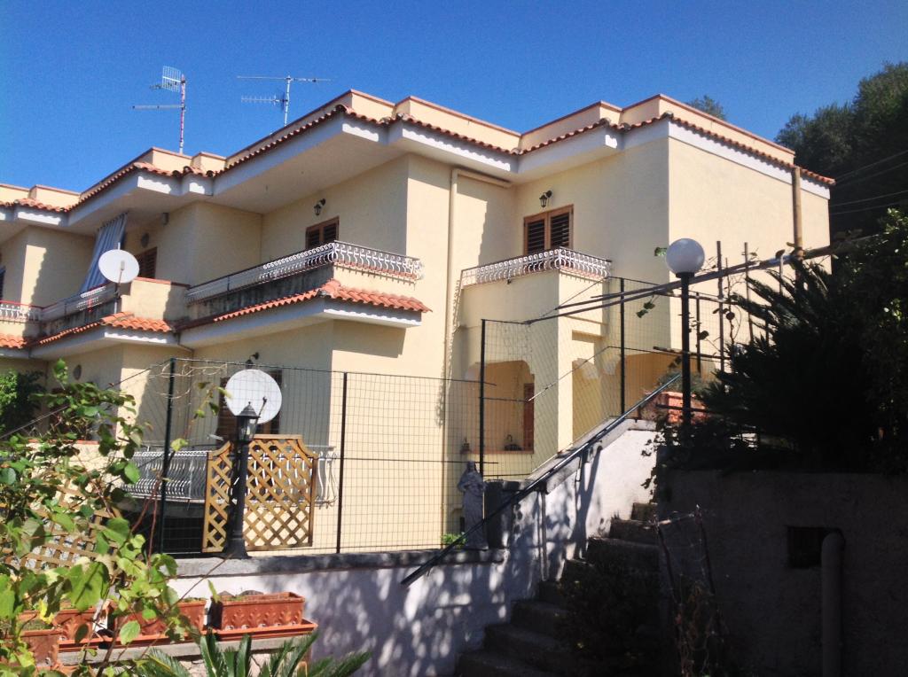 Villa VICO EQUENSE vendita  Bonea  SMARTHOME Agenzia Immobiliare