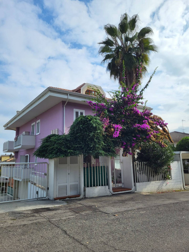 Villa Bifamiliare in vendita a Grottammare