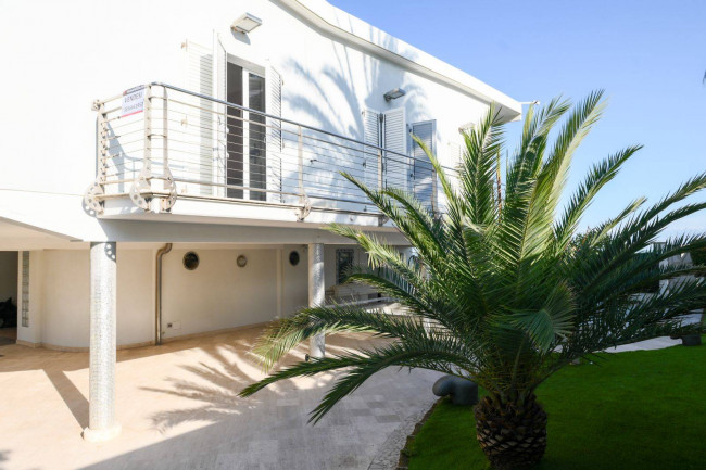 Villa in vendita a Grottammare