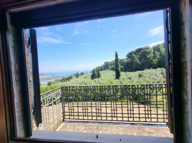 casale in vendita a Campofilone