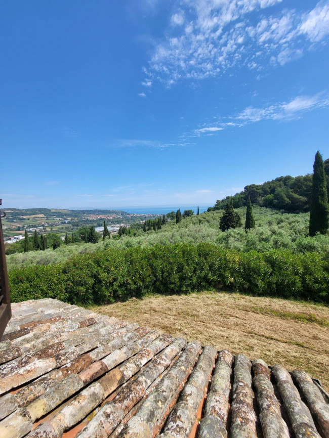 casale in vendita a Campofilone