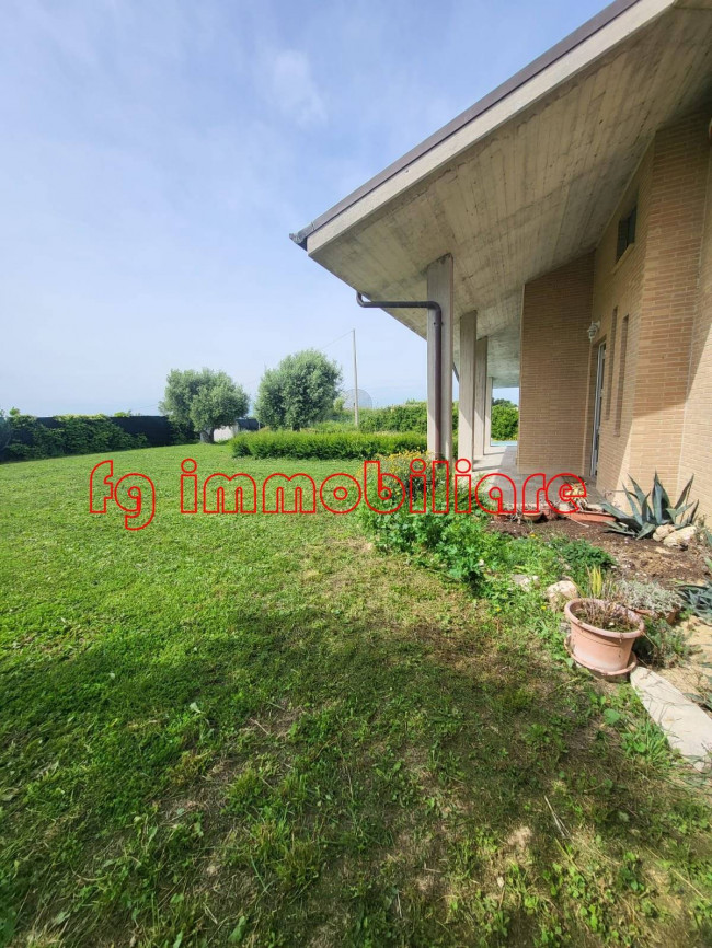 Villa in vendita a Morrovalle