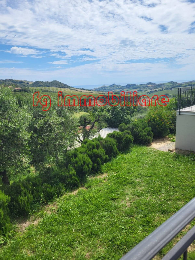 Villa in vendita a Acquaviva Picena