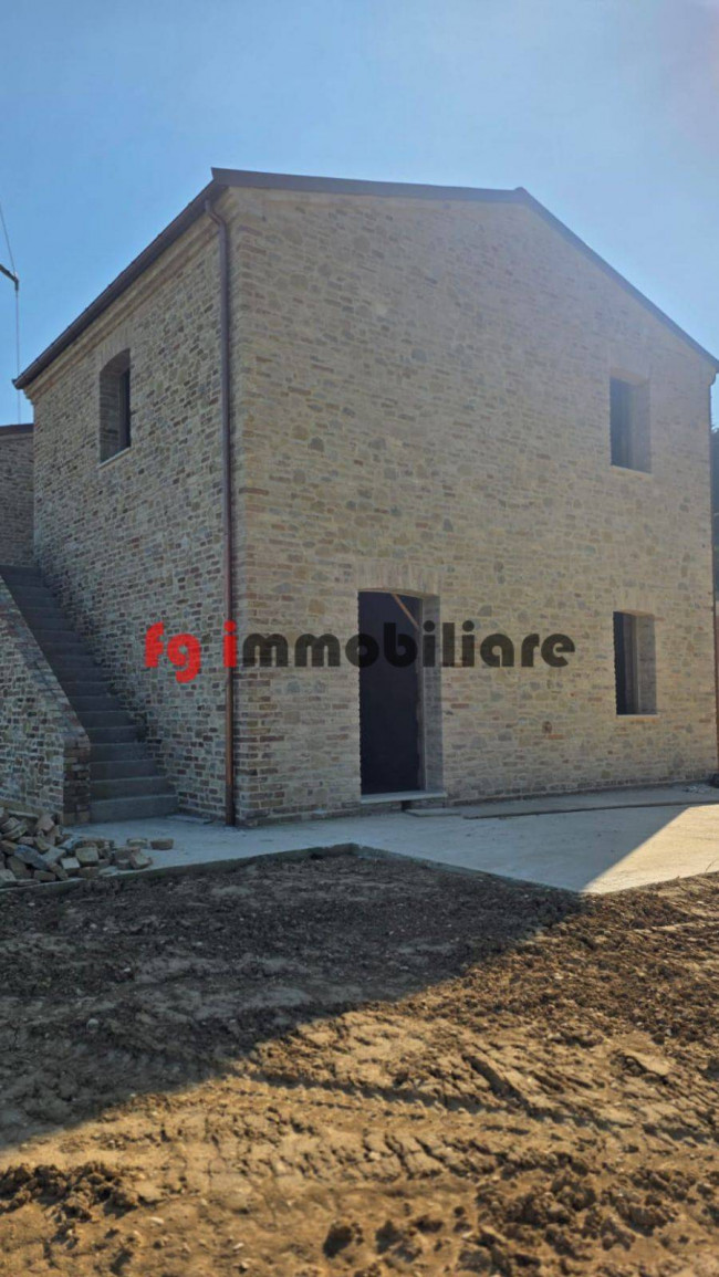 casale in vendita a Ripatransone