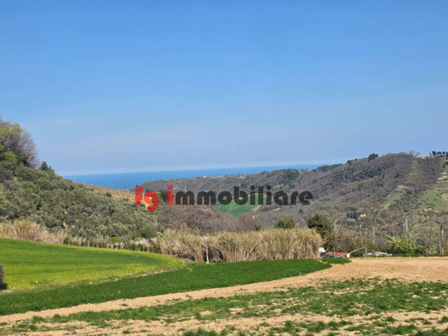 casale in vendita a Ripatransone