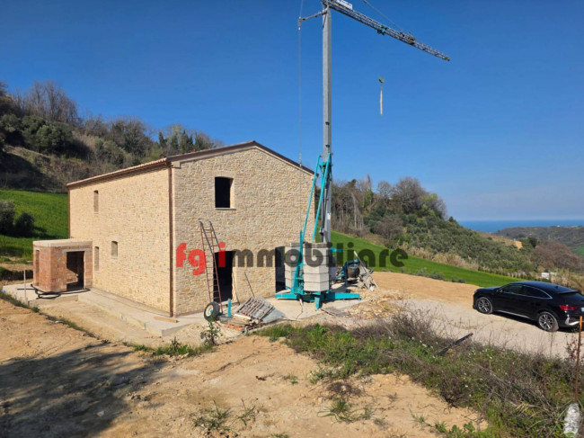 casale in vendita a Ripatransone