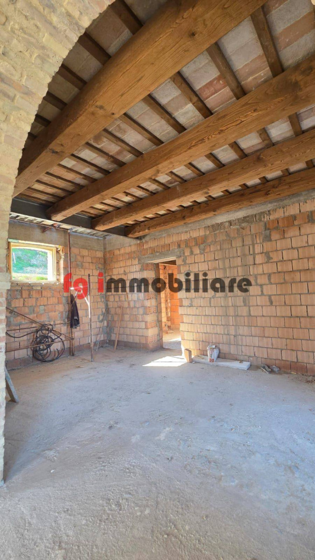 casale in vendita a Ripatransone