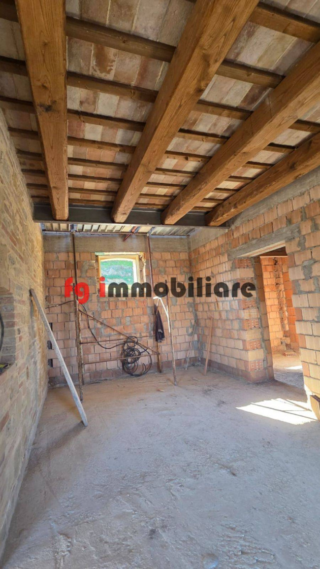 casale in vendita a Ripatransone