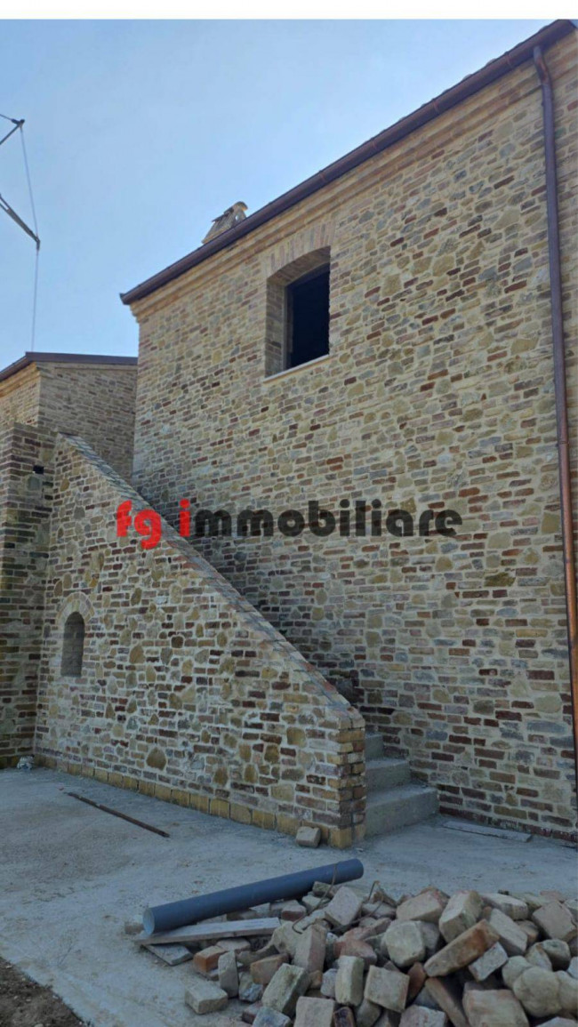 casale in vendita a Ripatransone