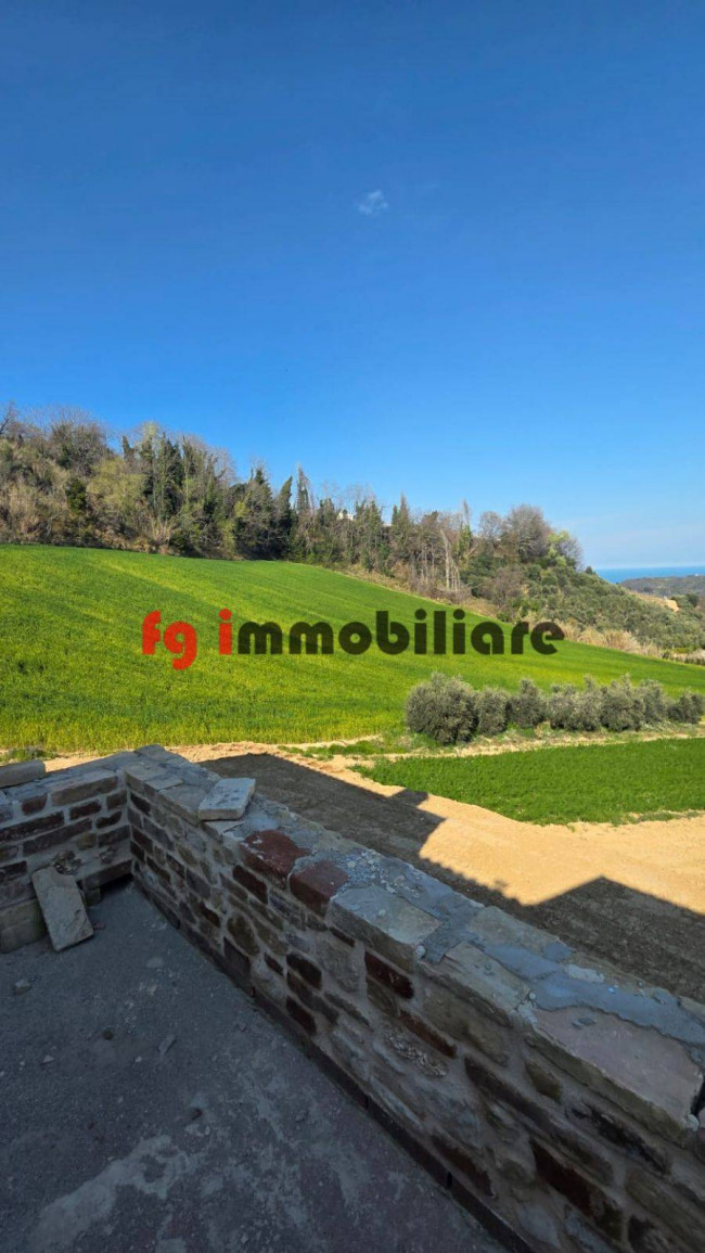 casale in vendita a Ripatransone