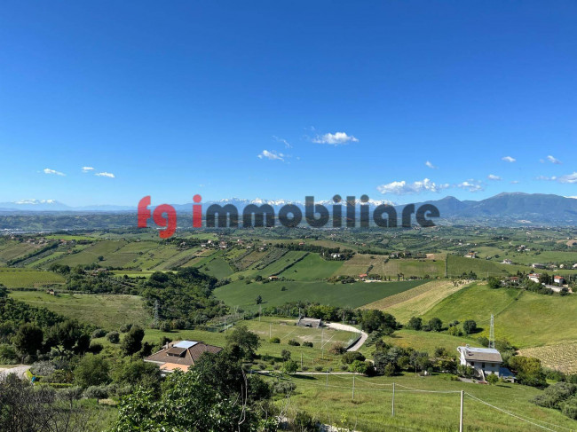 Casa singola in vendita a Acquaviva Picena