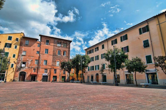 Fondi in Vendita a Pisa