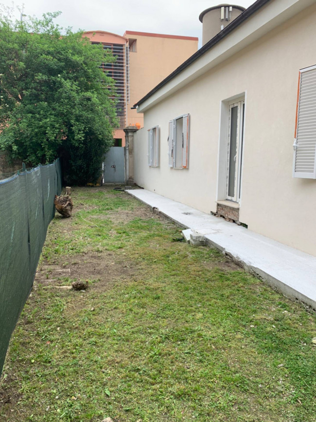 Ingrandisci la foto