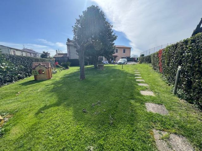 Ingrandisci la foto