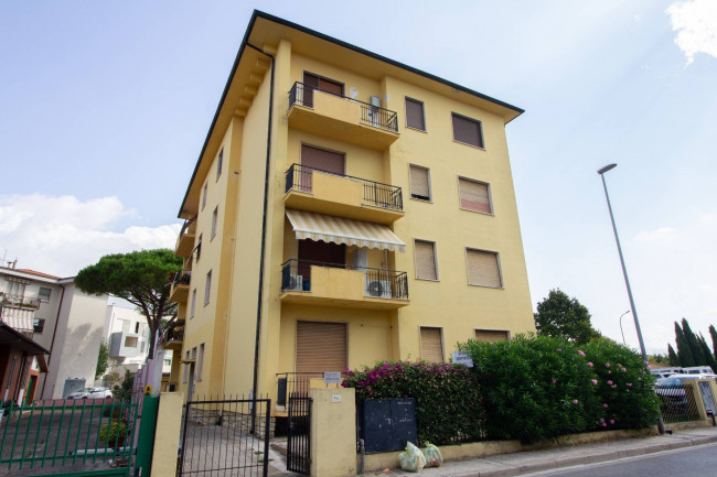 Ingrandisci la foto