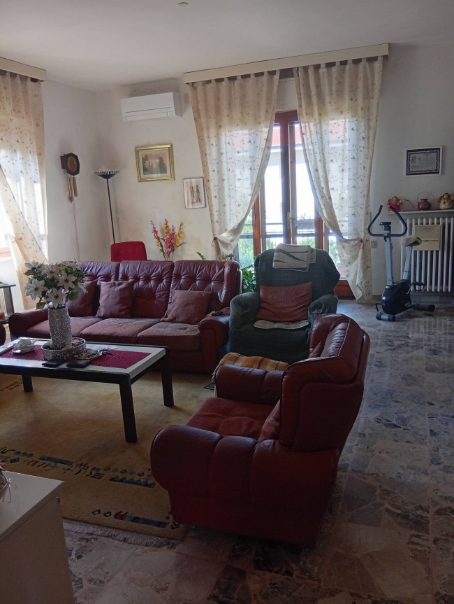 Ingrandisci la foto