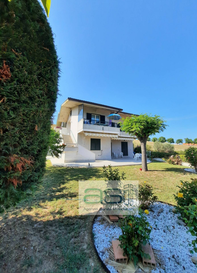 Villa in vendita a Tortoreto (TE)