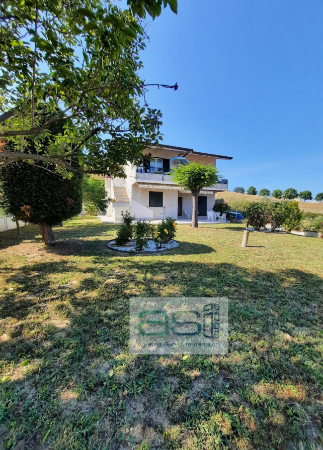 Villa in vendita a Tortoreto (TE)