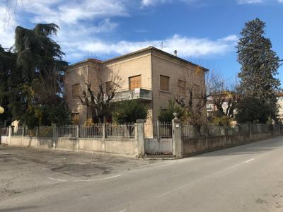 Villa in Vendita a Spinetoli