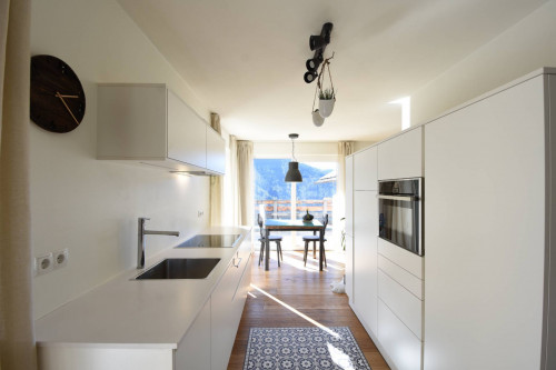 Lichtdurchflutete 3-Zimmer-Gartenwohnung mit großzügiger Sonnenterrasse und Panoramablick in Tiers