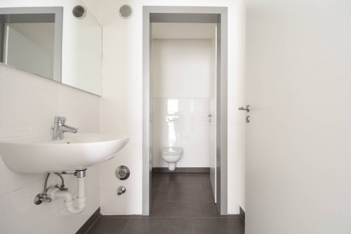 Modernes Studio in der Gewerbezone 