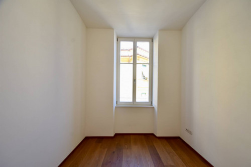 Moderno appartamento trilocale con balcone in vendita nel cuore di Bolzano