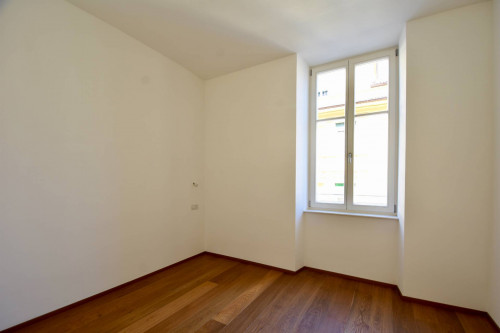 Moderno appartamento trilocale con balcone in vendita nel cuore di Bolzano