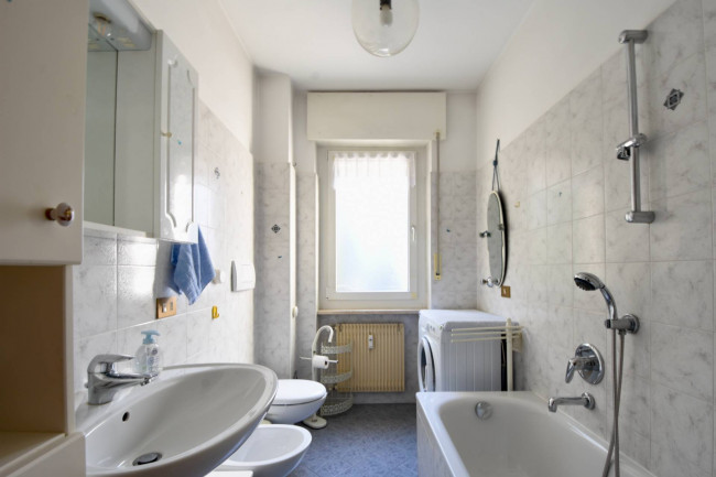 Charmante 3-Zimmer-Wohnung mit Veranda und Balkon in ruhiger Lage