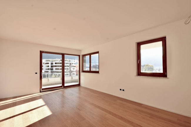 Geräumige Vierzimmerwohnung mit großer Terrasse