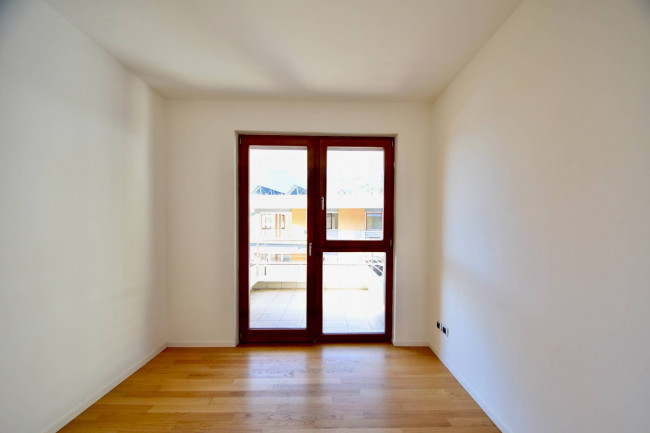 Helle Vierzimmerwohnung mit großer Terrasse von 43 m²