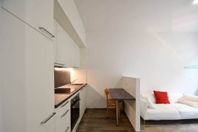 Moderne 2-Zimmer-Wohnung mit Balkon und effizienter Raumaufteilung