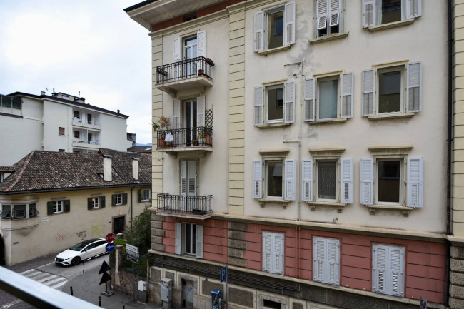 Moderne 2-Zimmer-Wohnung mit Balkon und effizienter Raumaufteilung